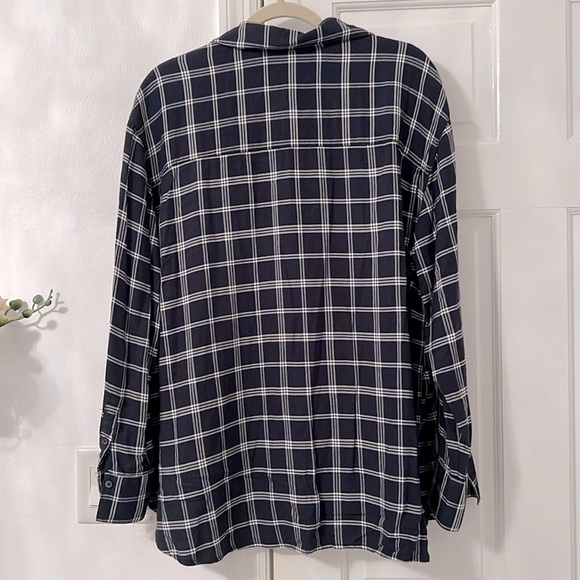 Treasure & Bond Plaid Boyfriend Button Down Shirt Navy 2X - Picture 3 of 8